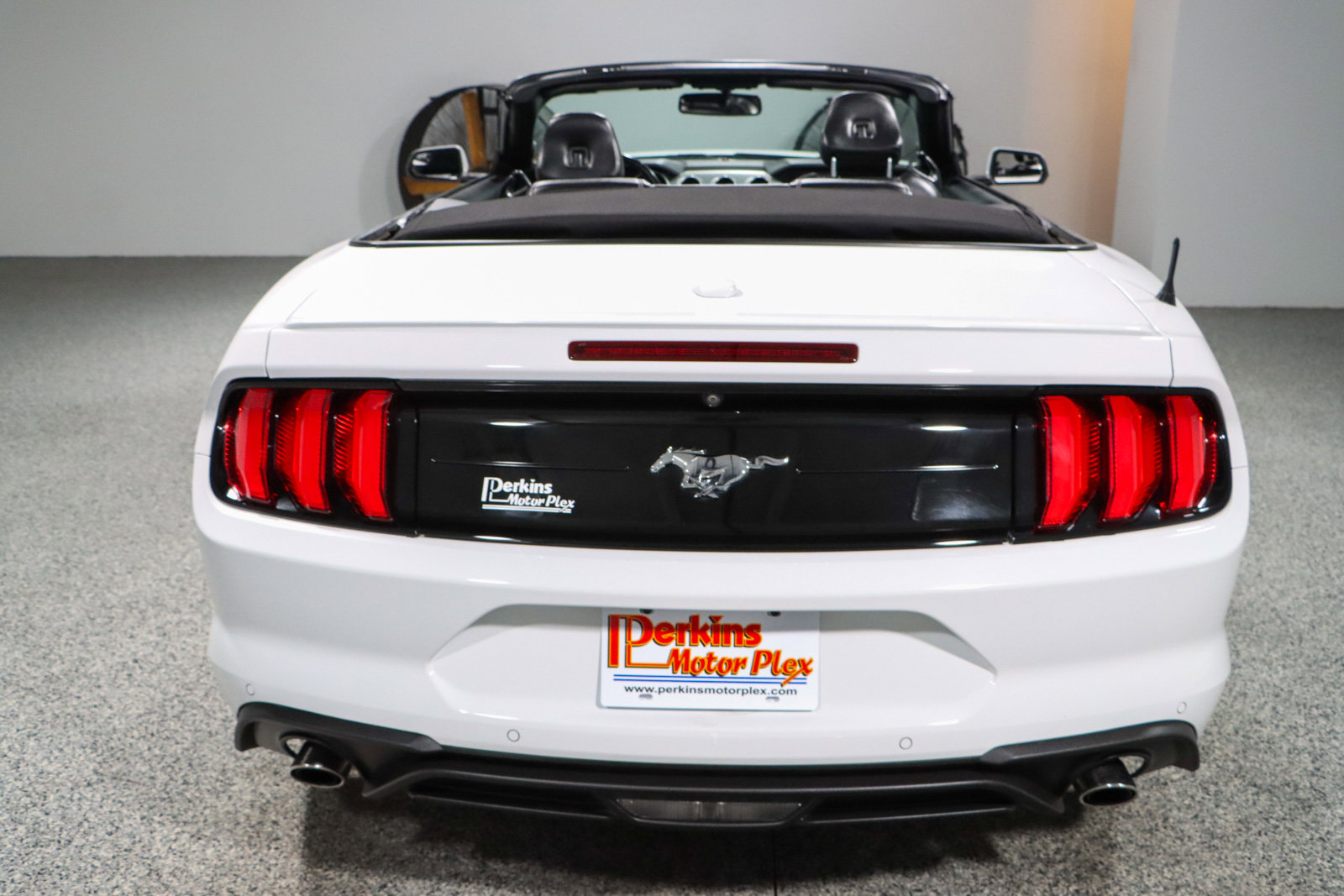 Used 2020 Ford Mustang Premium image 8