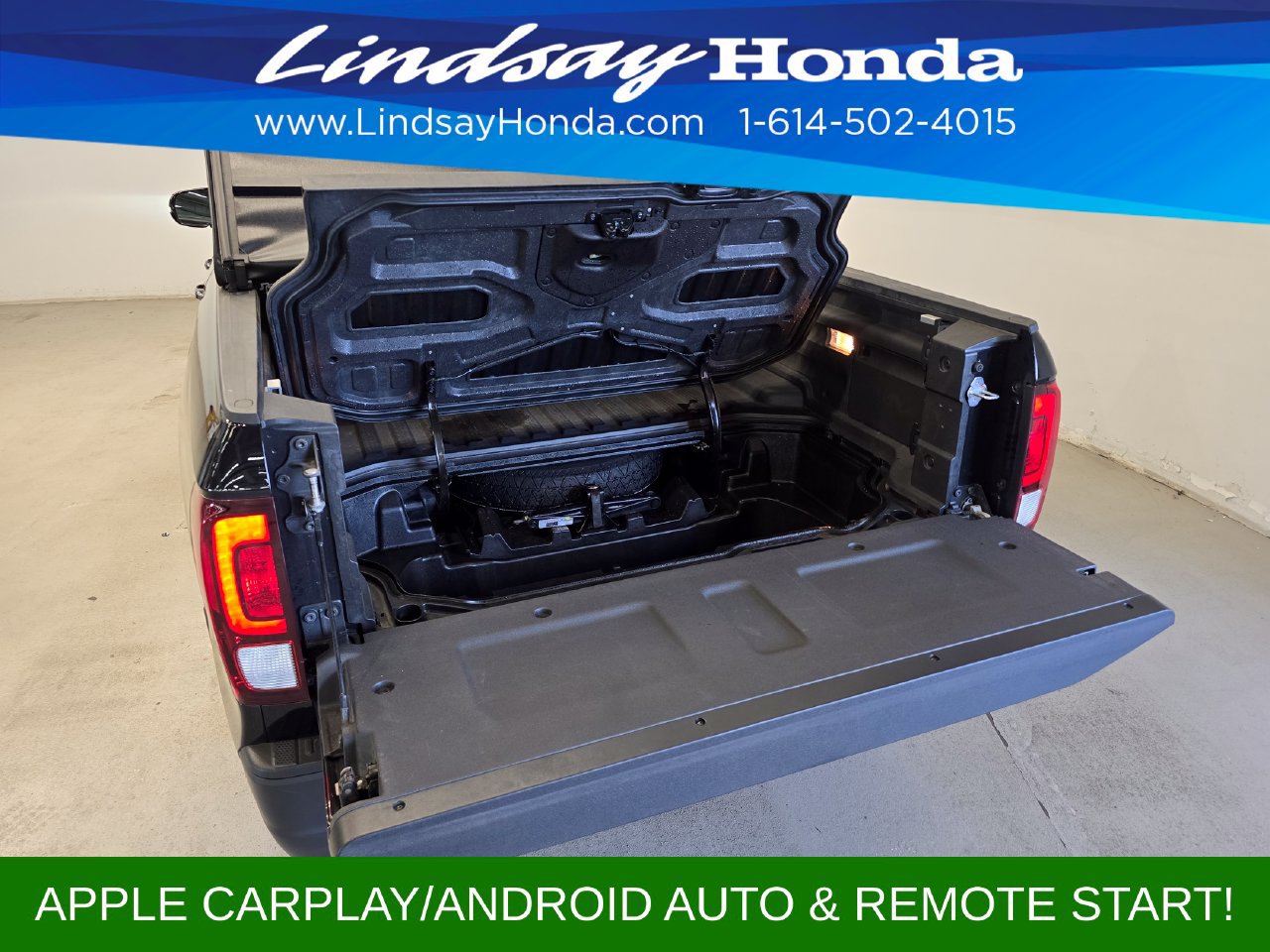Used 2025 Honda Ridgeline Sport image 8