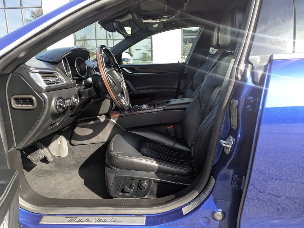 Used 2019 Maserati Ghibli S Q4 AWD/4WD image 12