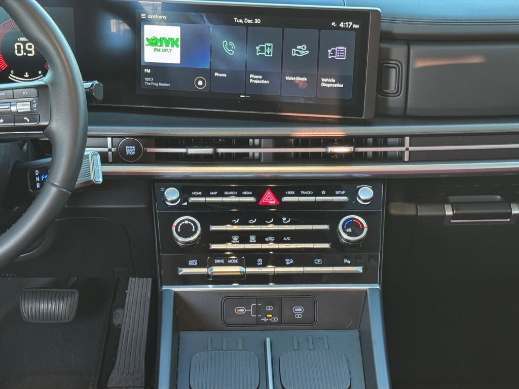 Used 2025 Hyundai Santa Fe SE image 12