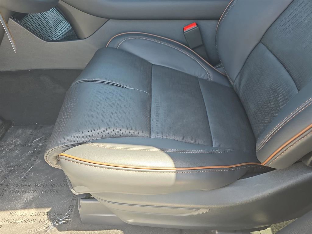 New 2025 Lincoln Aviator Black Label image 16