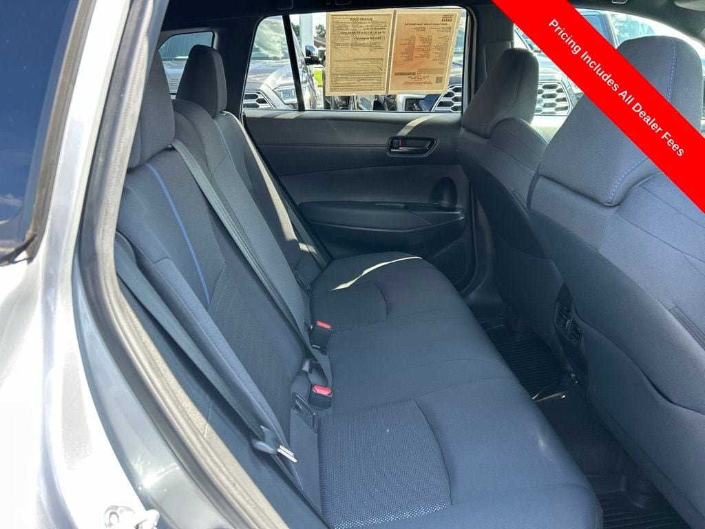 Used 2024 Toyota Corolla Cross AWD Hybrid w/ Moonroof Package image 21