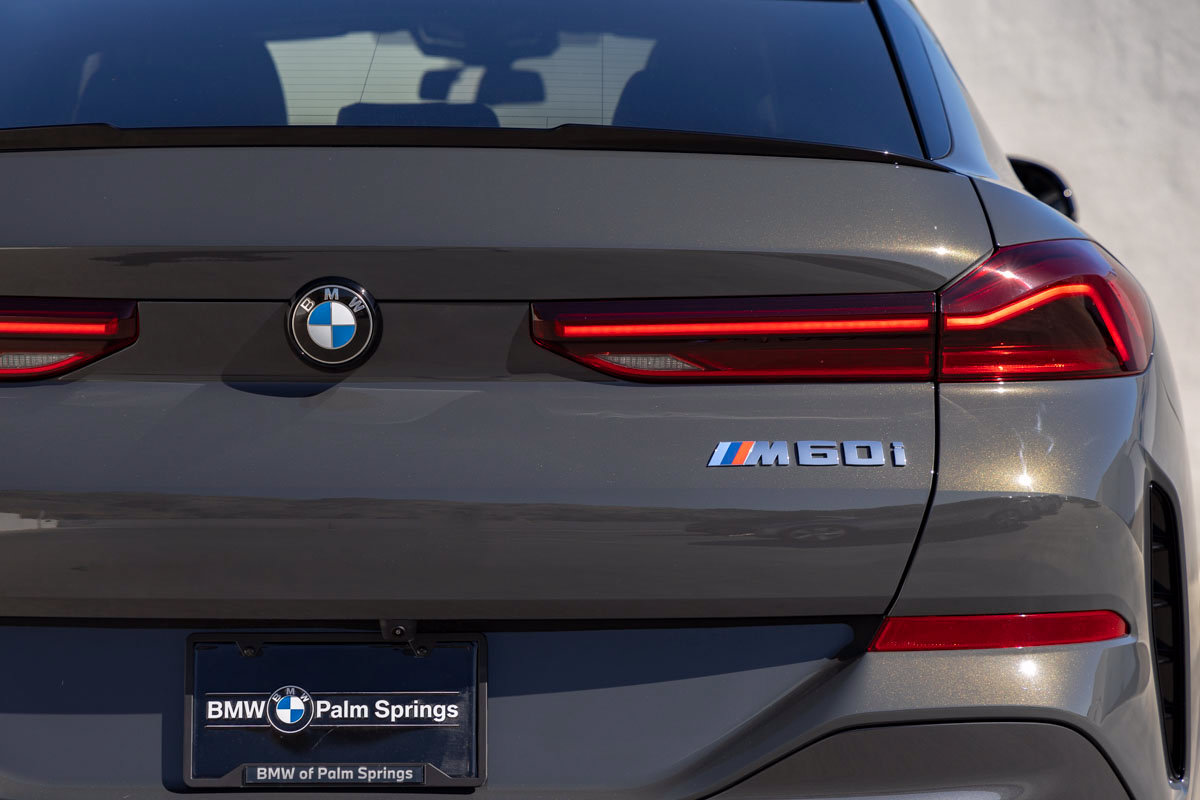 New 2026 BMW X6 M60i w/ Climate Comfort Package AWD/4WD image 8