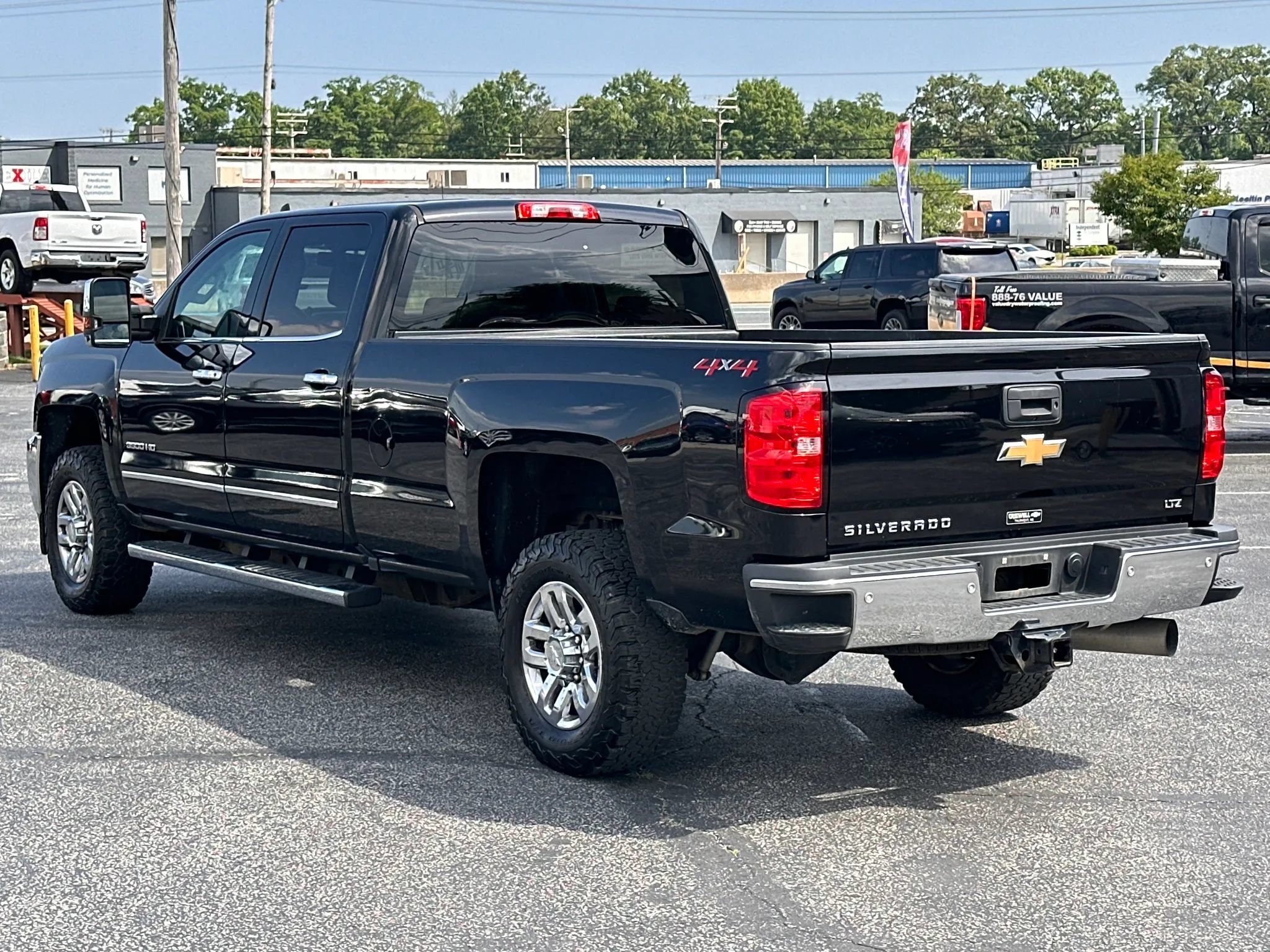 Used 2019 Chevrolet Silverado 3500 LTZ w/ Duramax Plus Package AWD/4WD image 7