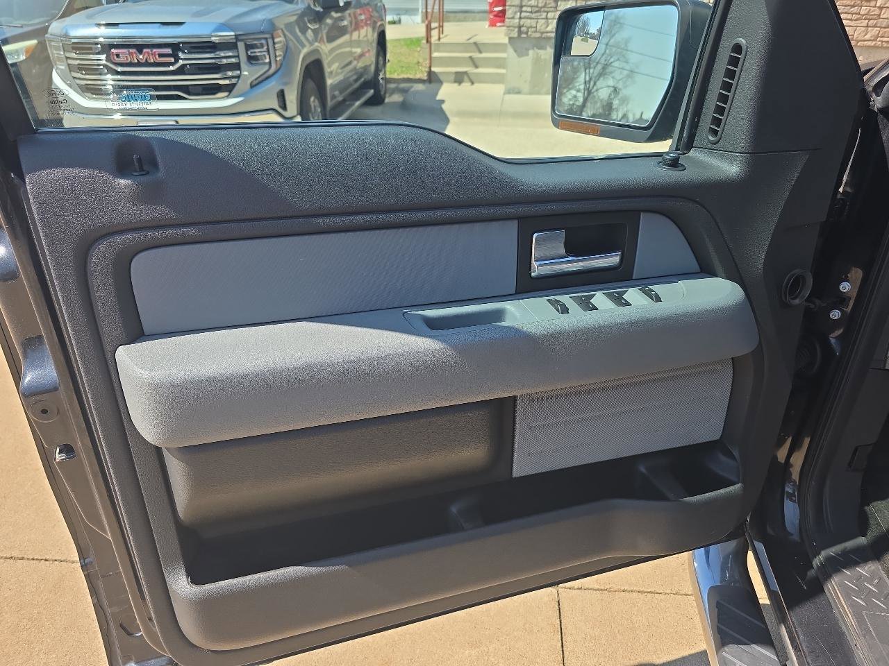 Used 2014 Ford F150 XLT w/ Equipment Group 302A Luxury image 14