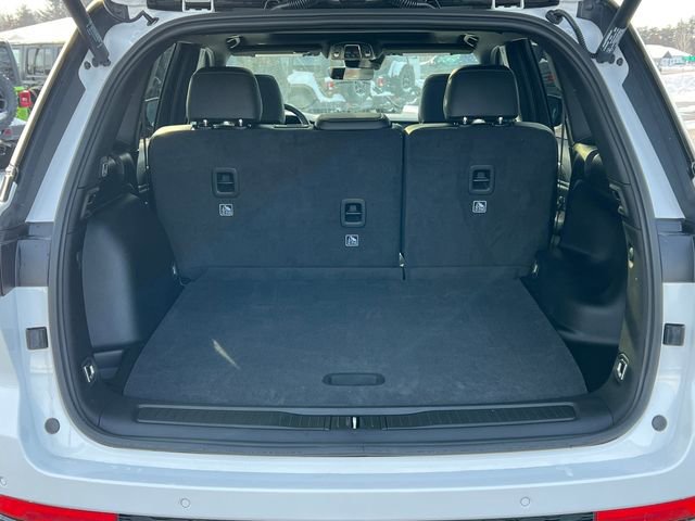 New 2025 Jeep Grand Cherokee Limited w/ Trailer Tow Package image 39