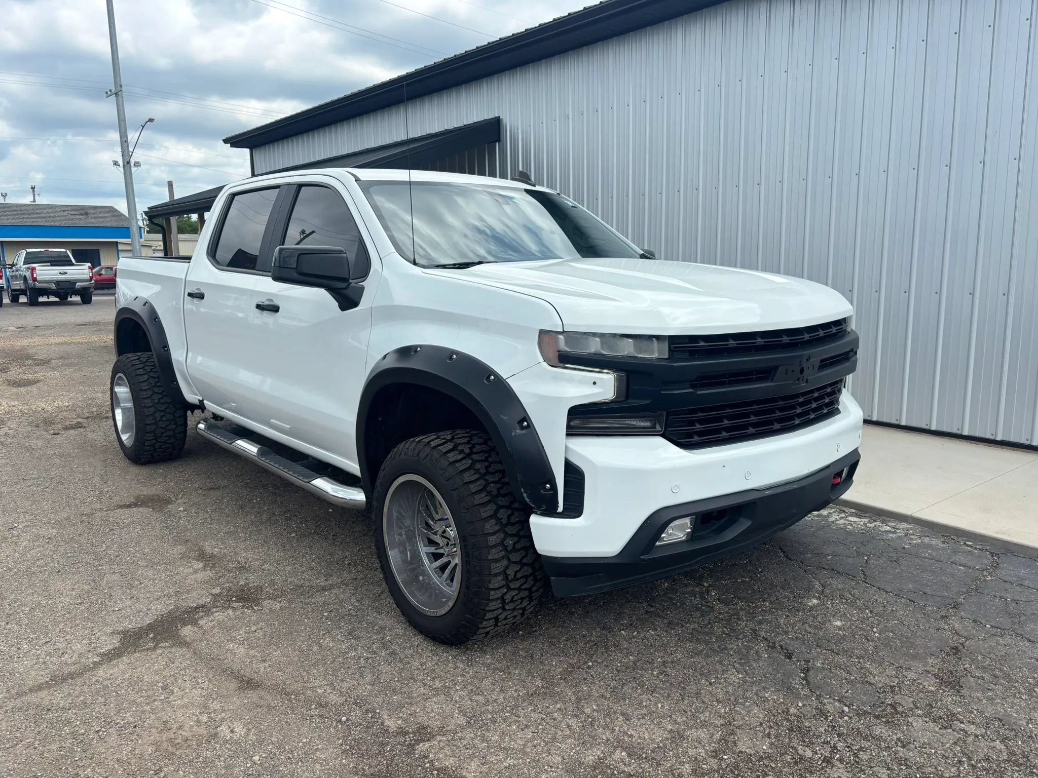 Used 2021 Chevrolet Silverado 1500 LT Trail Boss AWD/4WD image 3