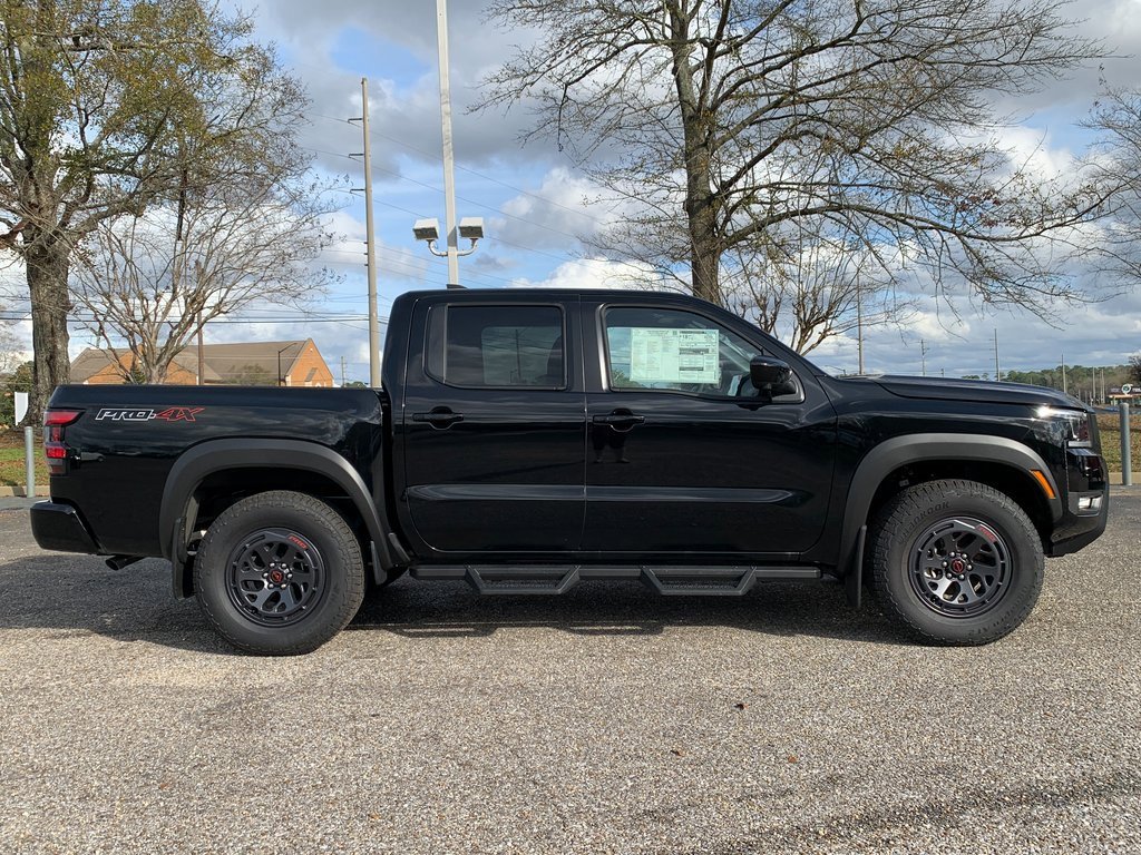 New 2026 Nissan Frontier PRO-4X w/ Pro-4x Convenience Package image 2
