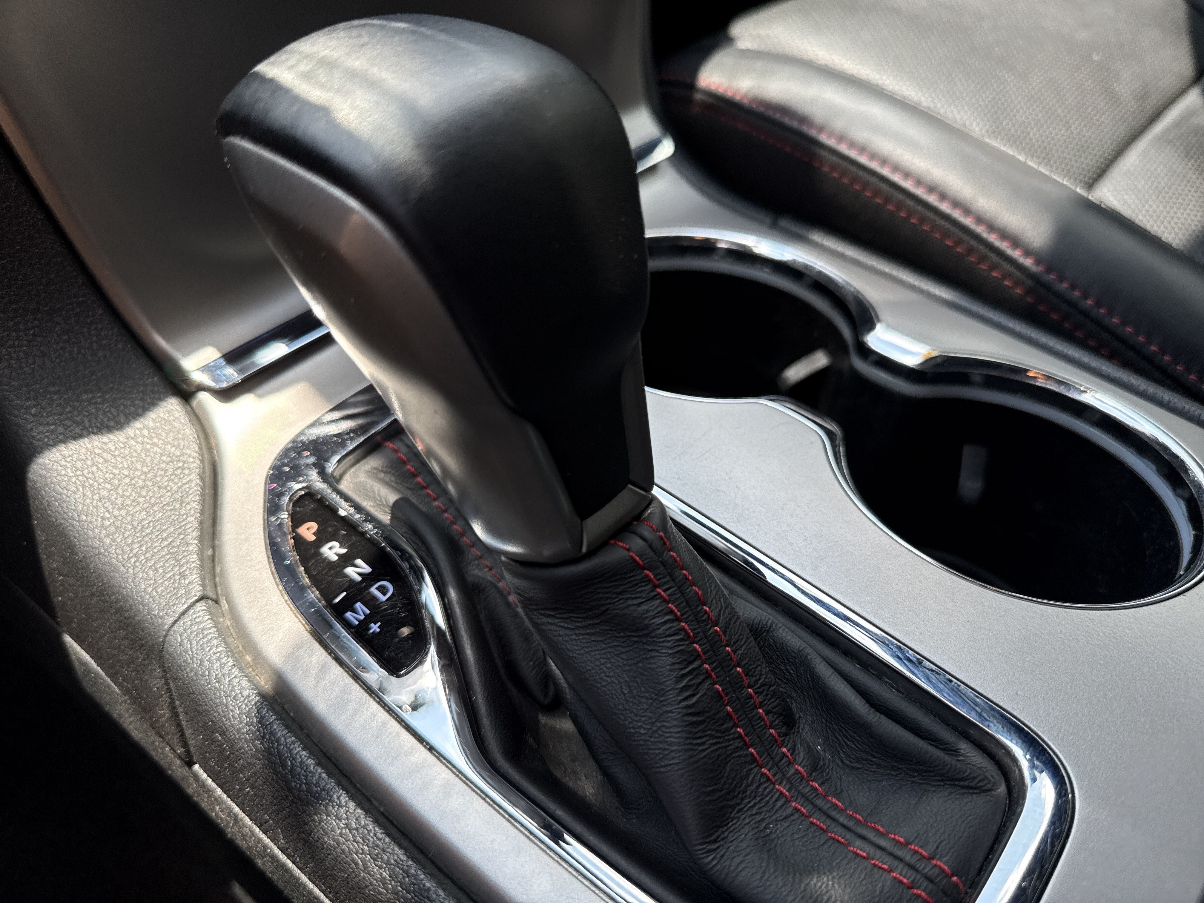 Used 2019 Jeep Grand Cherokee Trailhawk w/ Trailhawk Luxury Group AWD/4WD image 30
