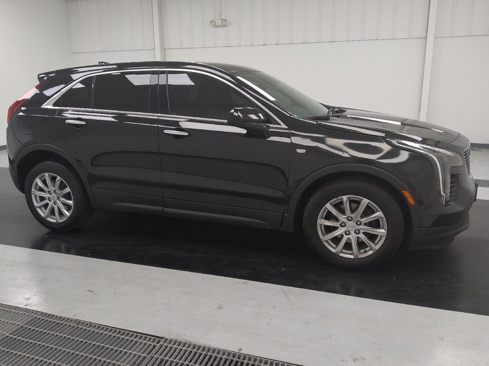 Used 2021 Cadillac XT4 Luxury w/ Driver Awareness Package FWD image 11
