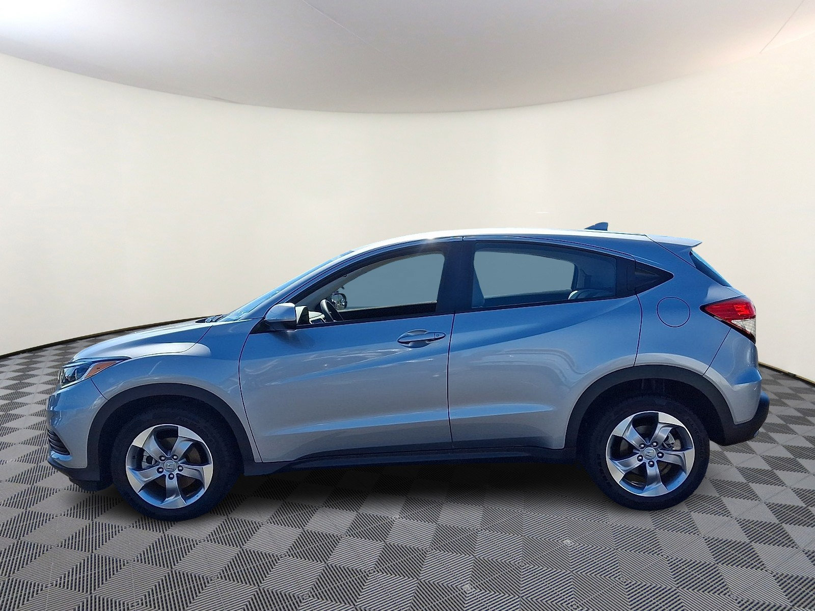 Used 2021 Honda HR-V LX image 4