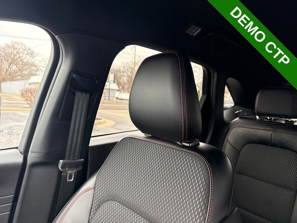 Used 2025 Ford Escape ST-Line Select image 39