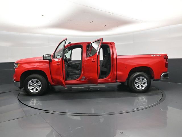 Used 2025 Chevrolet Silverado 1500 LT AWD/4WD image 48