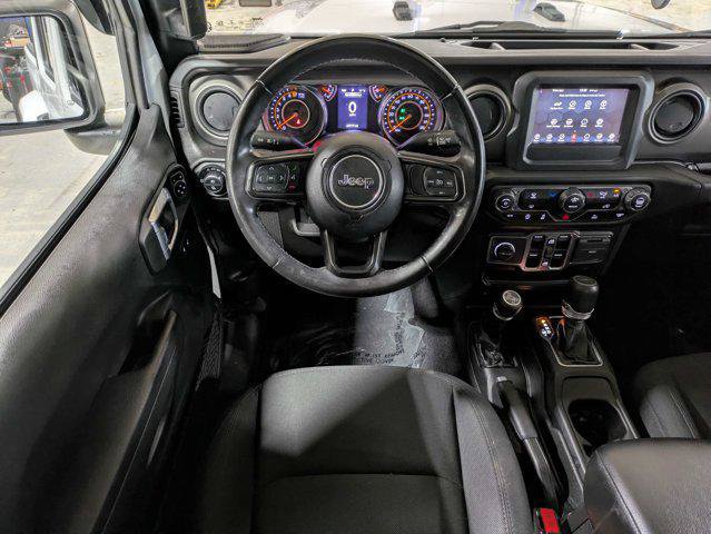 Certified 2022 Jeep Gladiator Sport AWD/4WD image 16