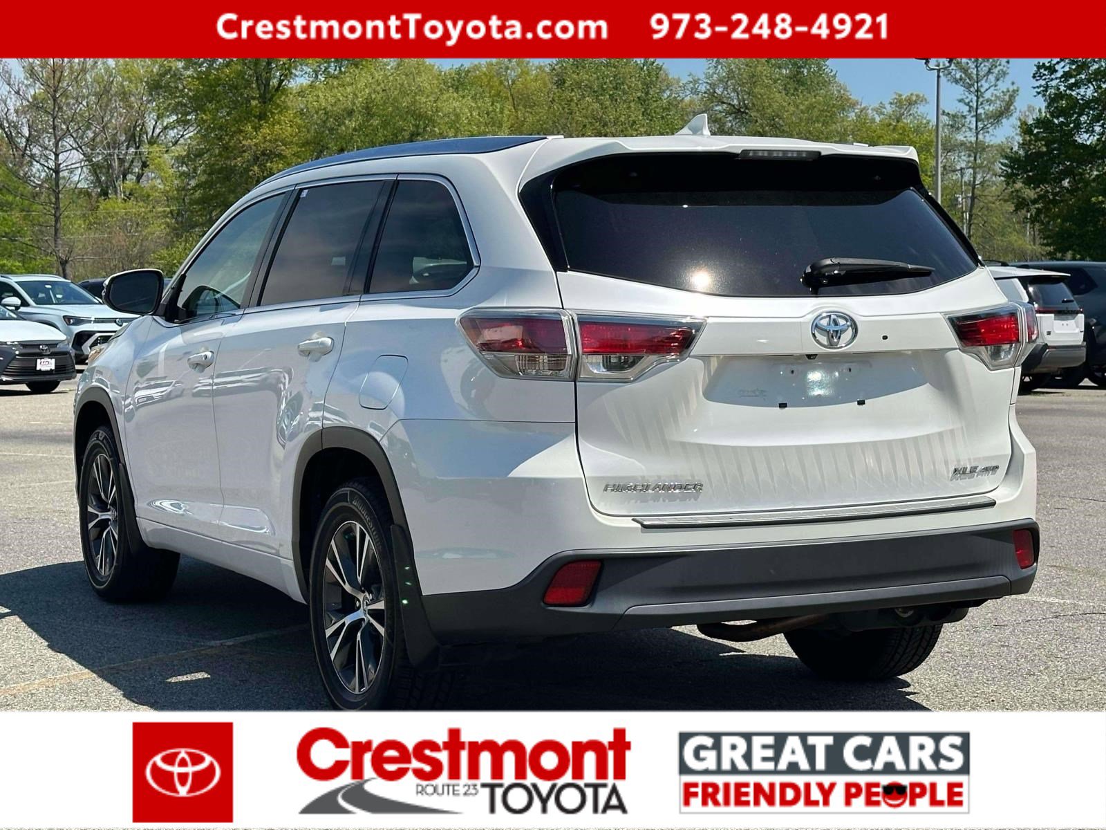 Used 2016 Toyota Highlander XLE AWD/4WD image 4