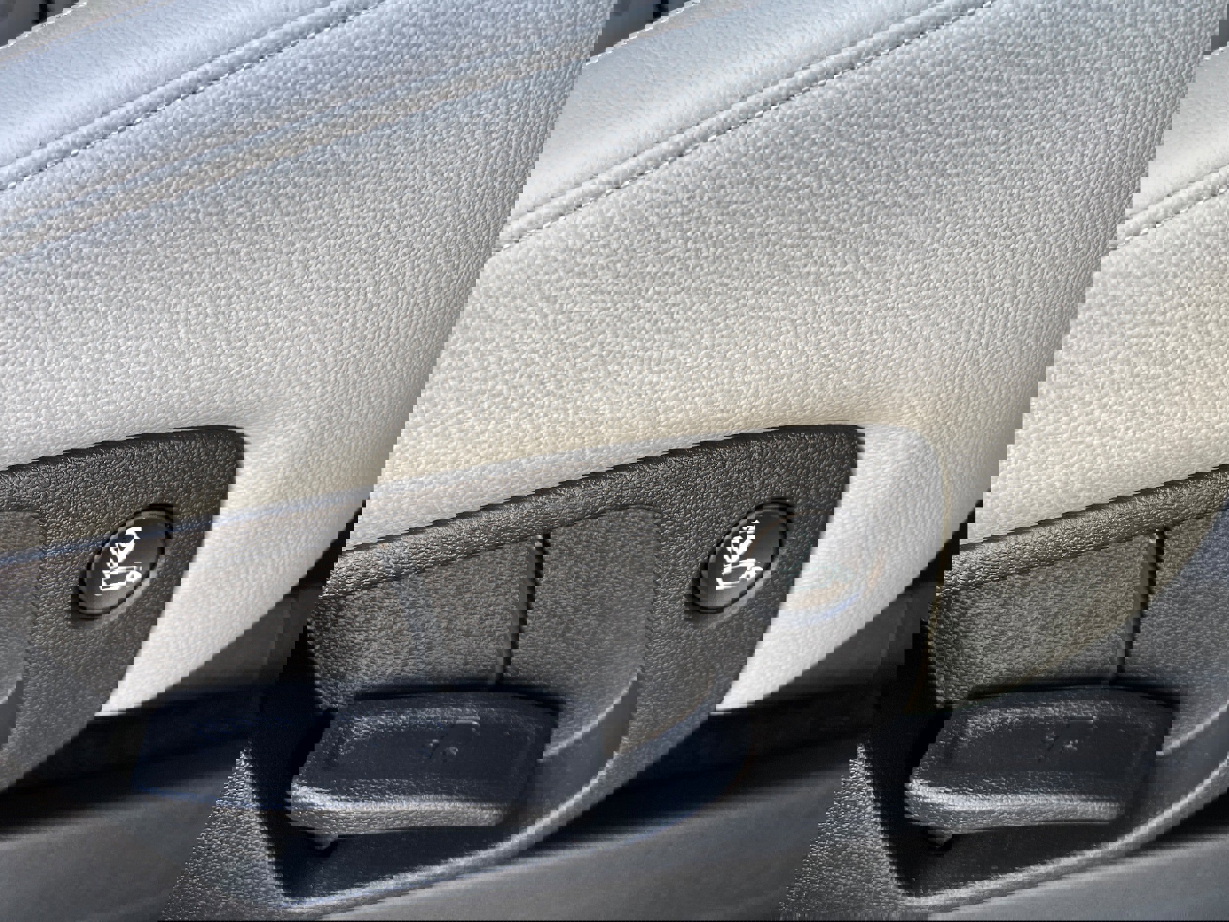 Used 2022 Hyundai Palisade SEL w/ 8P Bench Seat Package image 27