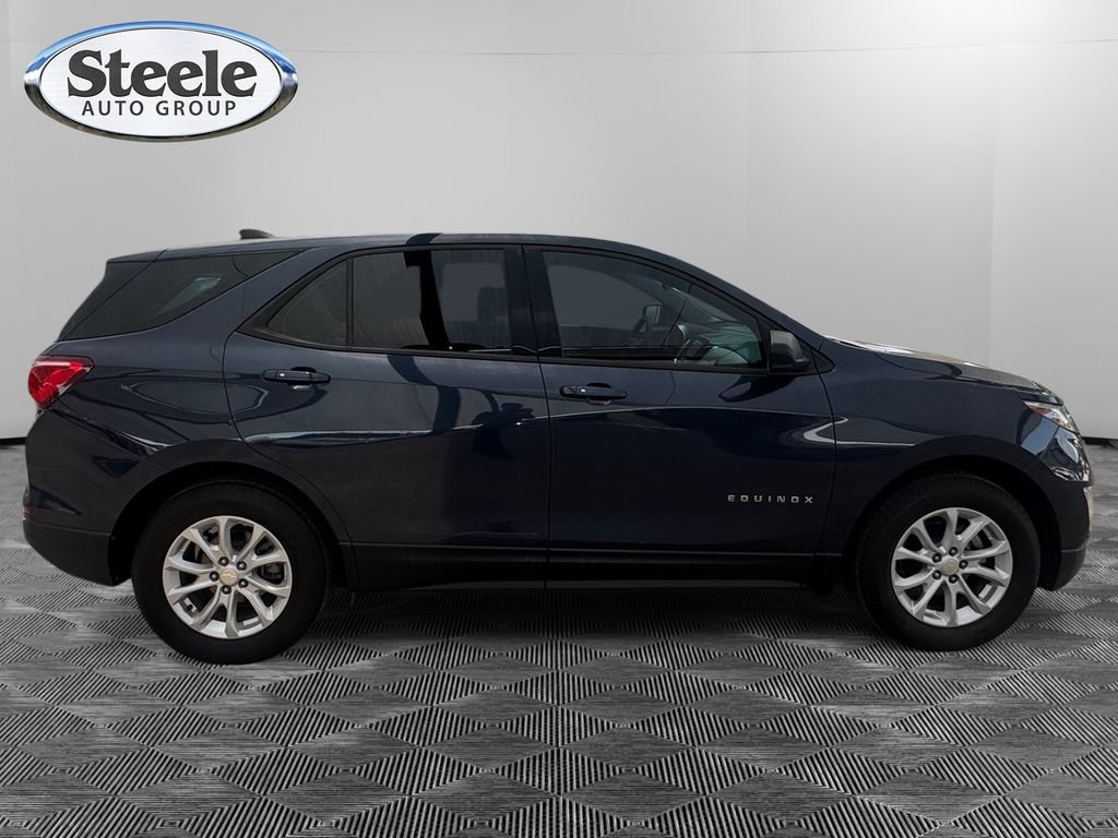 Used 2018 Chevrolet Equinox LS FWD image 6