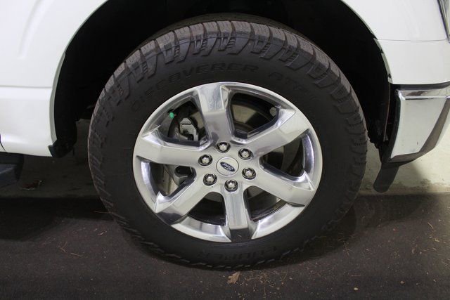 Used 2021 Ford F150 Lariat w/ Max Trailer Tow Package image 19