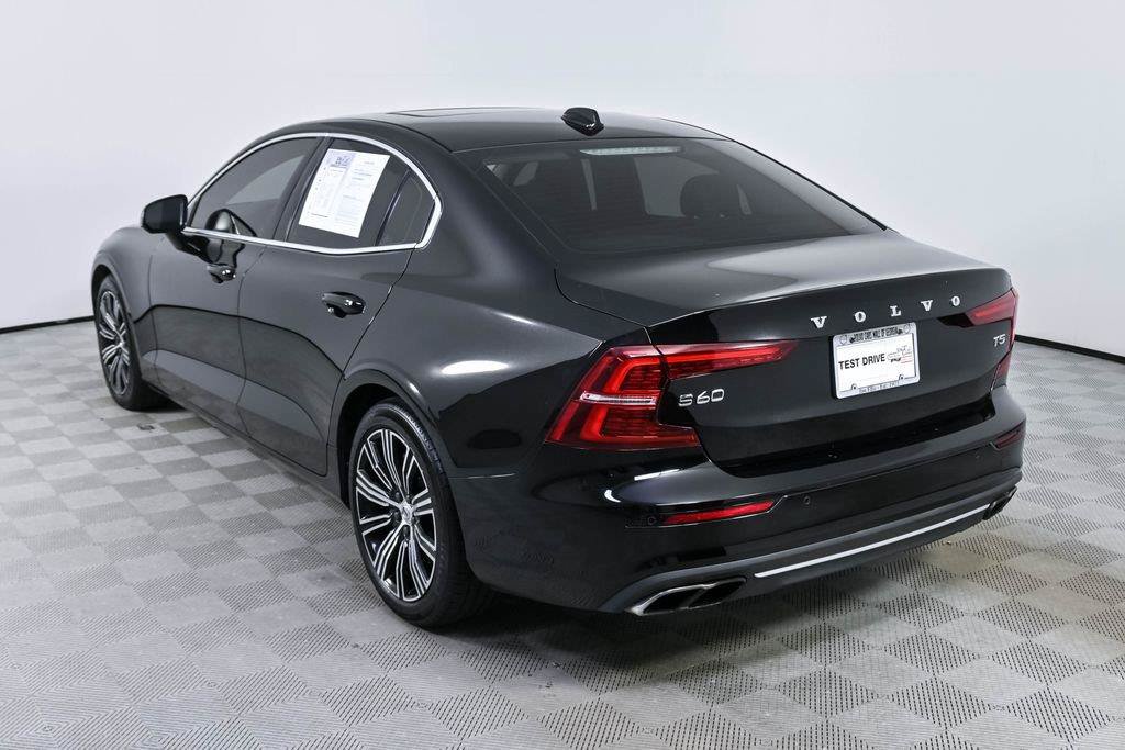 Used 2021 Volvo S60 T5 Inscription FWD image 4
