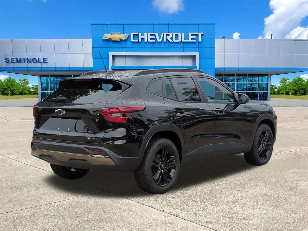 New 2026 Chevrolet Trax ACTIV w/ Sunroof Package FWD image 4