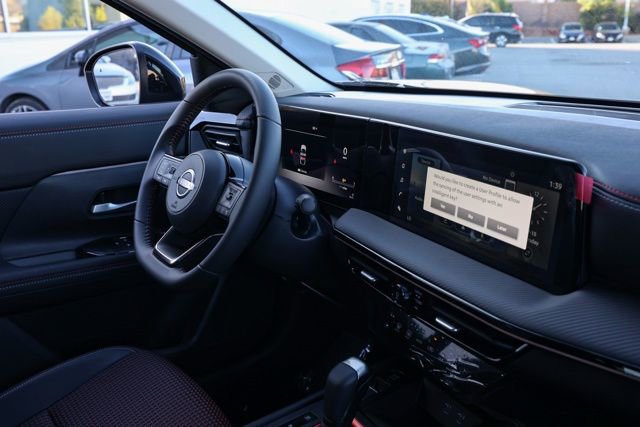 New 2025 Nissan Kicks SR image 20