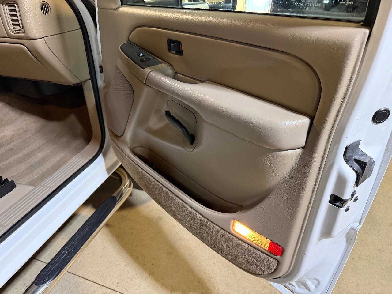 Used 2003 Chevrolet Silverado 3500 LS RWD image 39