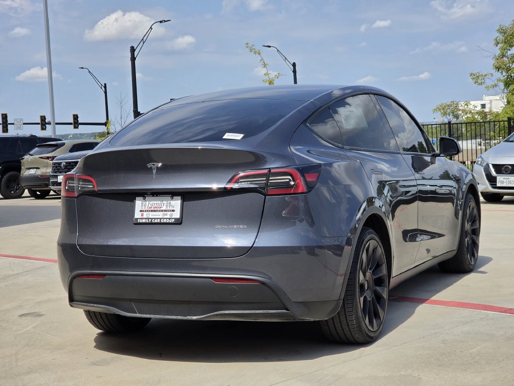 Used 2023 Tesla Model Y Long Range AWD/4WD image 4