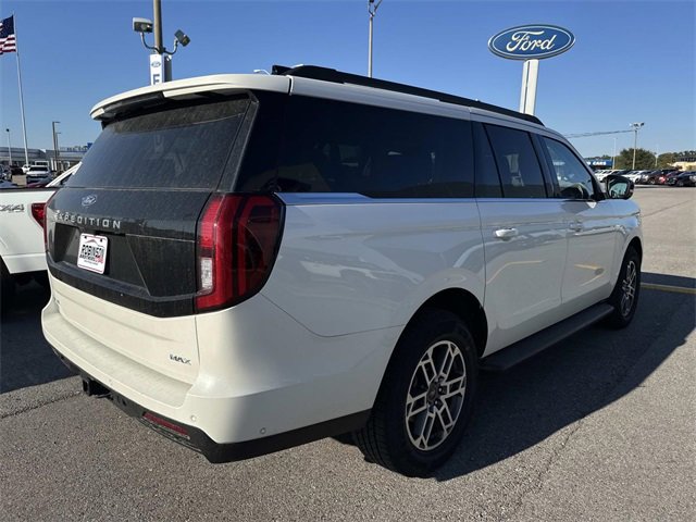 New 2025 Ford Expedition Max Active image 5