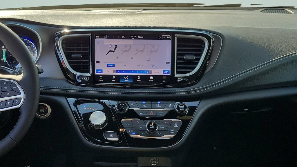 New 2027 Chrysler Pacifica Select AWD/4WD image 14