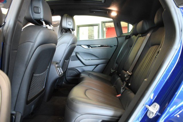 Used 2023 Maserati Levante GT AWD/4WD image 23