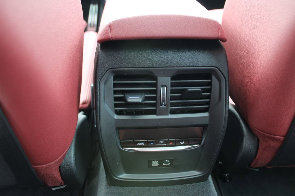 New 2026 BMW 440i xDrive w/ Premium Package image 39