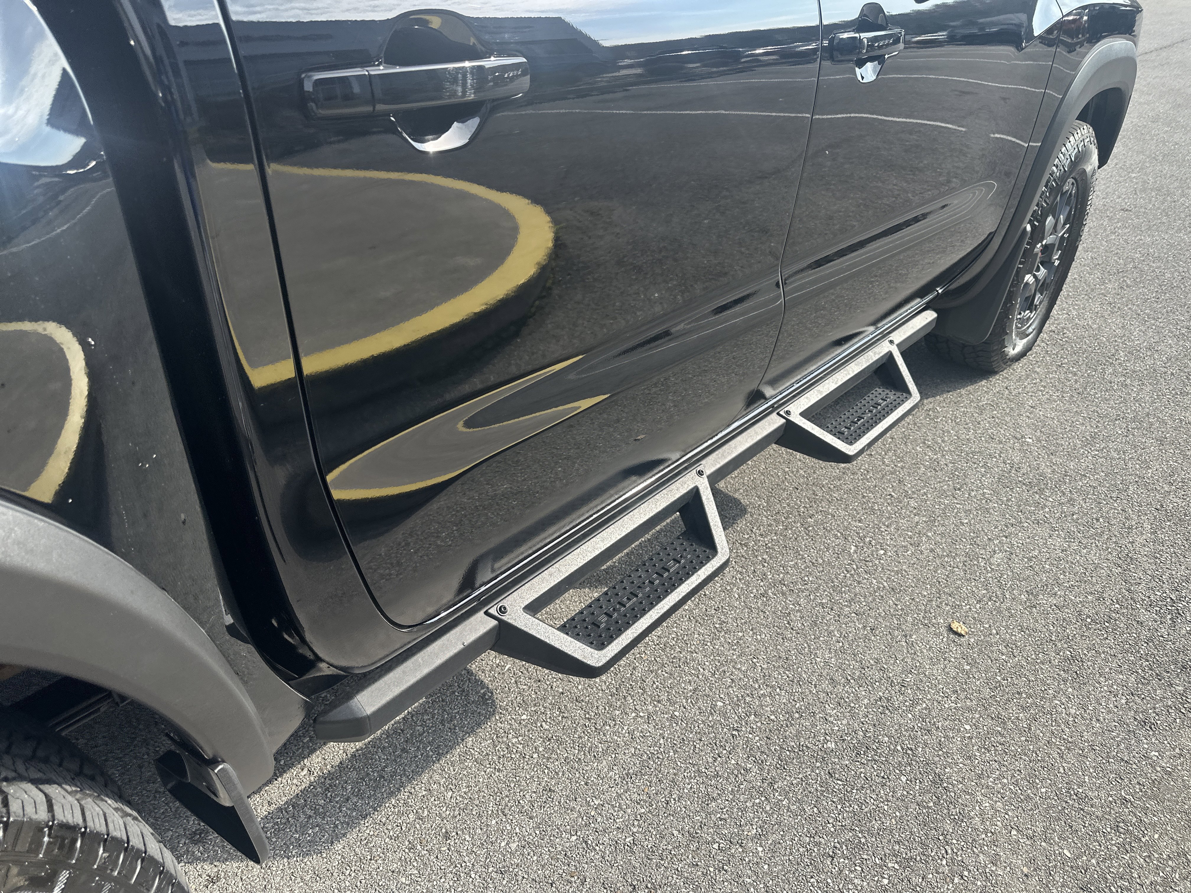 Used 2024 Nissan Frontier PRO-4X w/ Pro Premium Package image 27