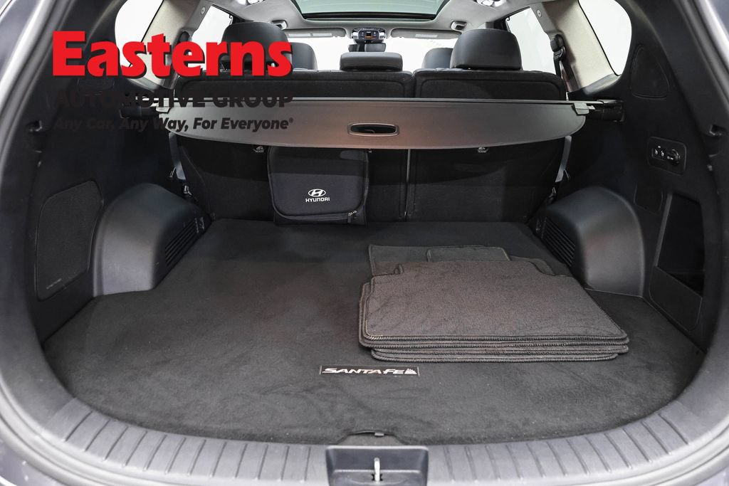 Used 2022 Hyundai Santa Fe Limited w/ Cargo Package AWD/4WD image 11
