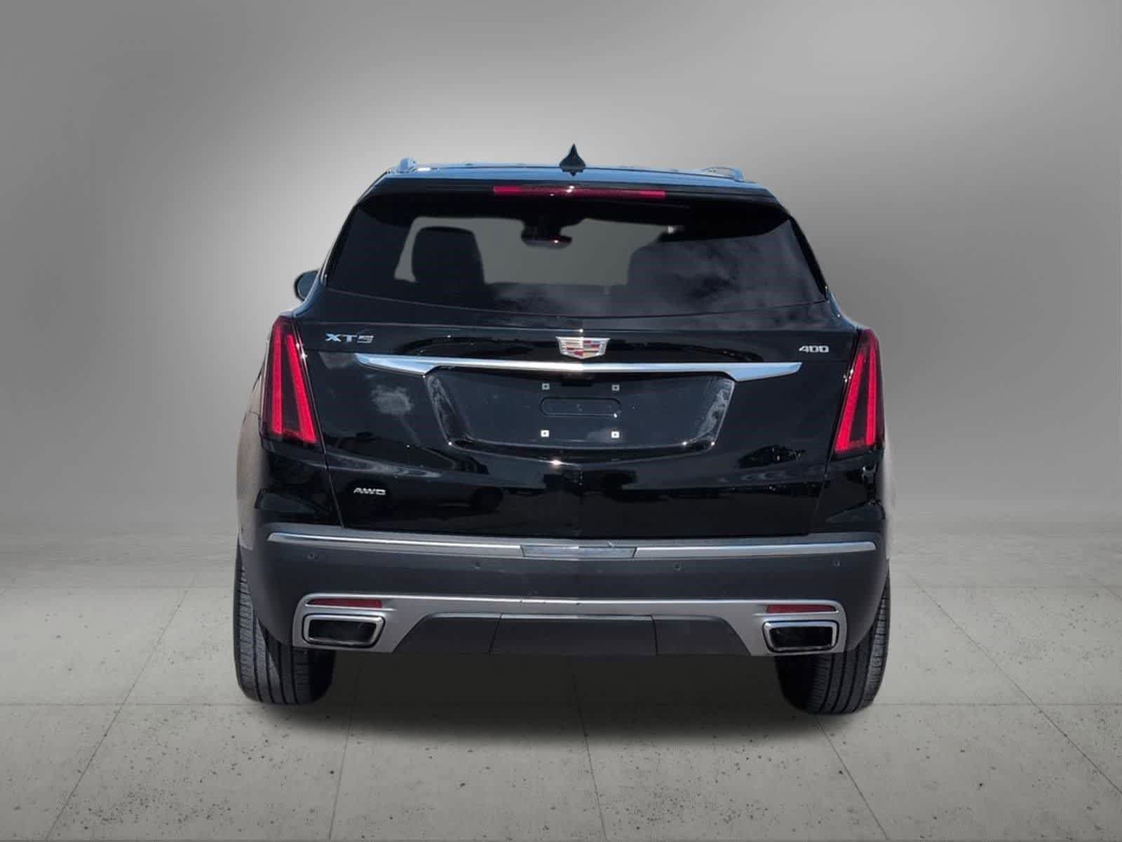 Used 2023 Cadillac XT5 Premium Luxury w/ Technology Package AWD/4WD image 5