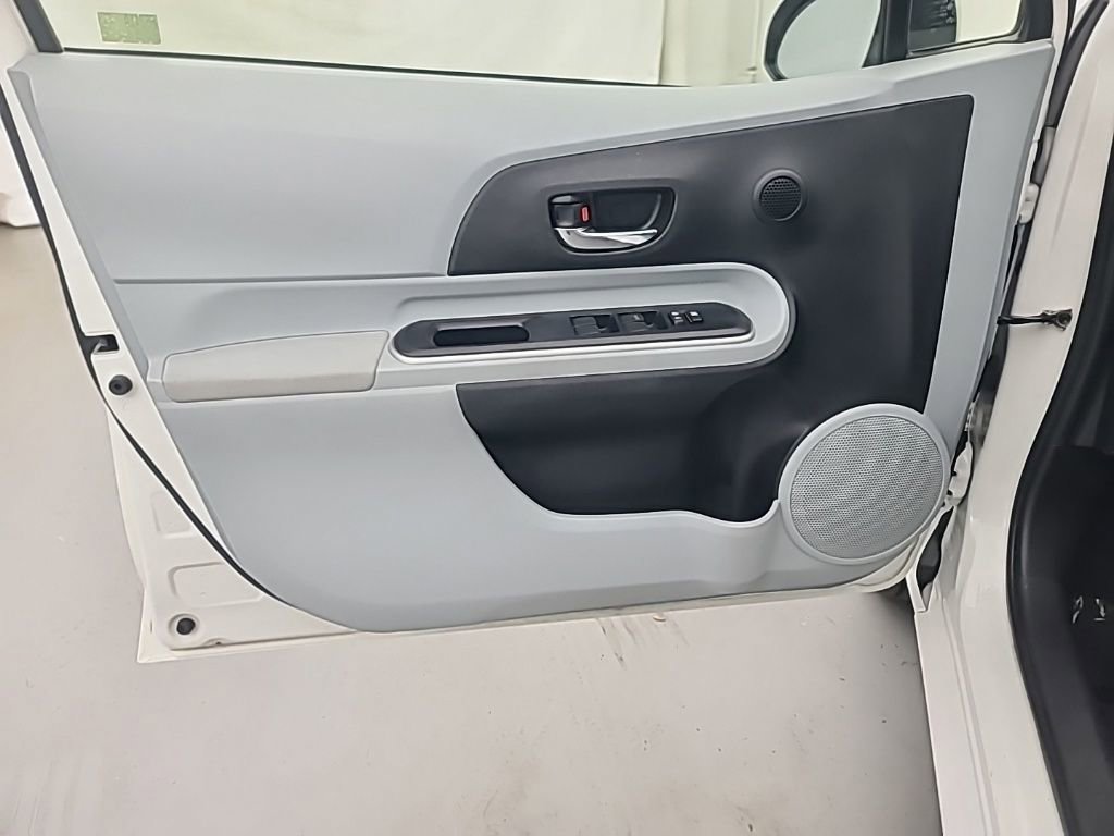 Used 2014 Toyota Prius C Two image 22