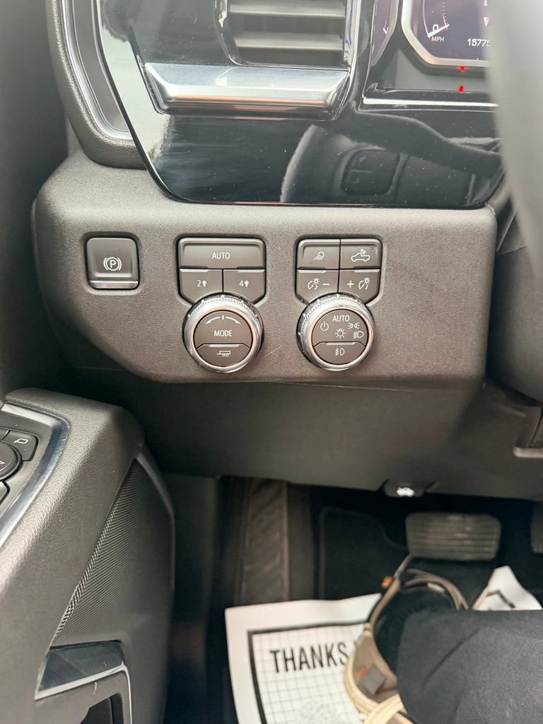 Used 2026 GMC Sierra 1500 SLT AWD/4WD image 15