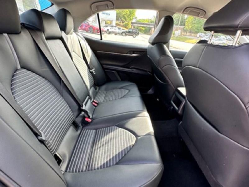 Used 2024 Toyota Camry SE FWD image 16