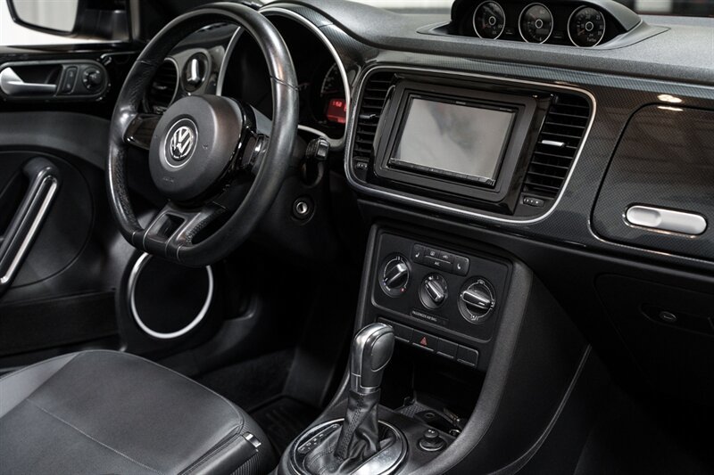 Used 2013 Volkswagen Beetle 2.0T FWD image 23
