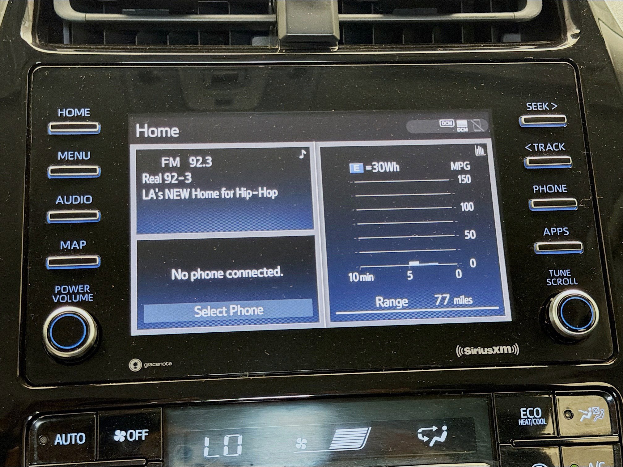Used 2022 Toyota Prius LE FWD image 9