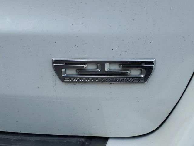 Used 2018 Jeep Grand Cherokee Limited image 7