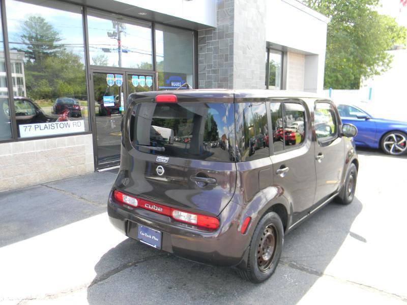 Used 2009 Nissan Cube 1.8 S w/ Interior Designer Pkg FWD image 6