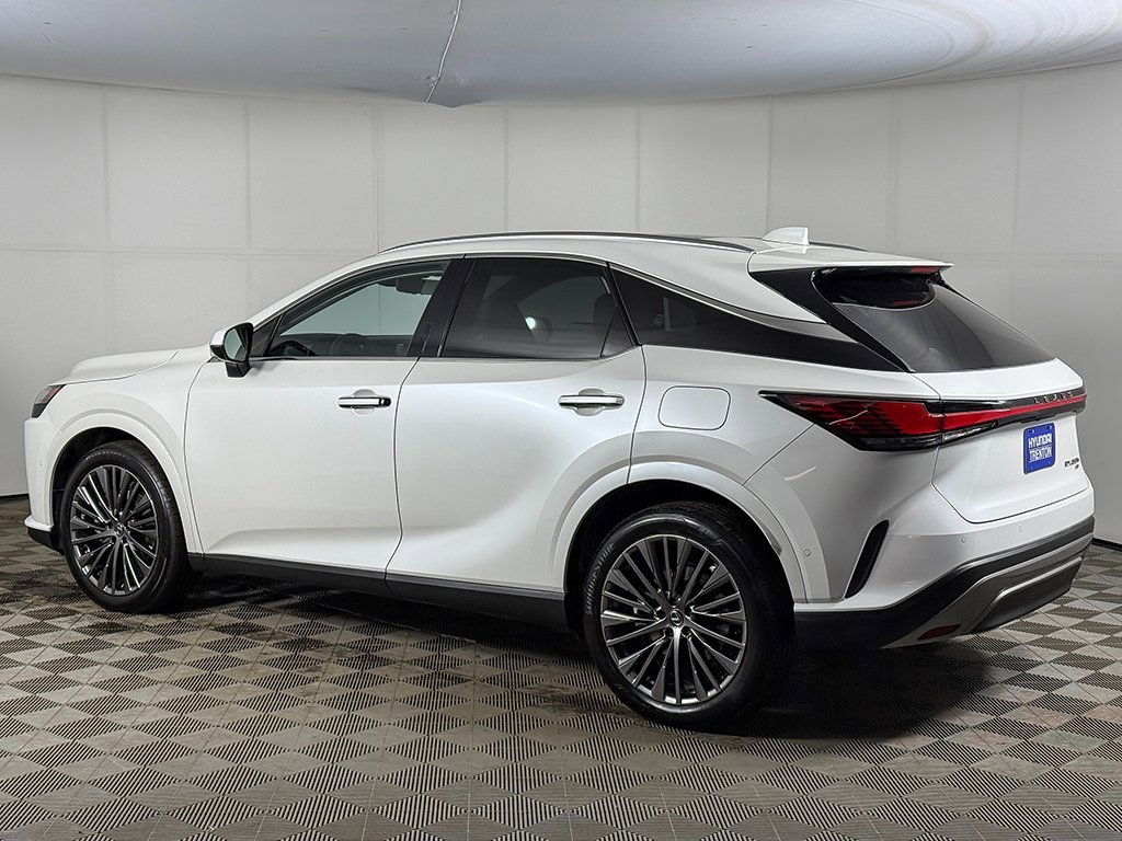 Used 2025 Lexus RX 450h AWD w/ Convenience Package image 14