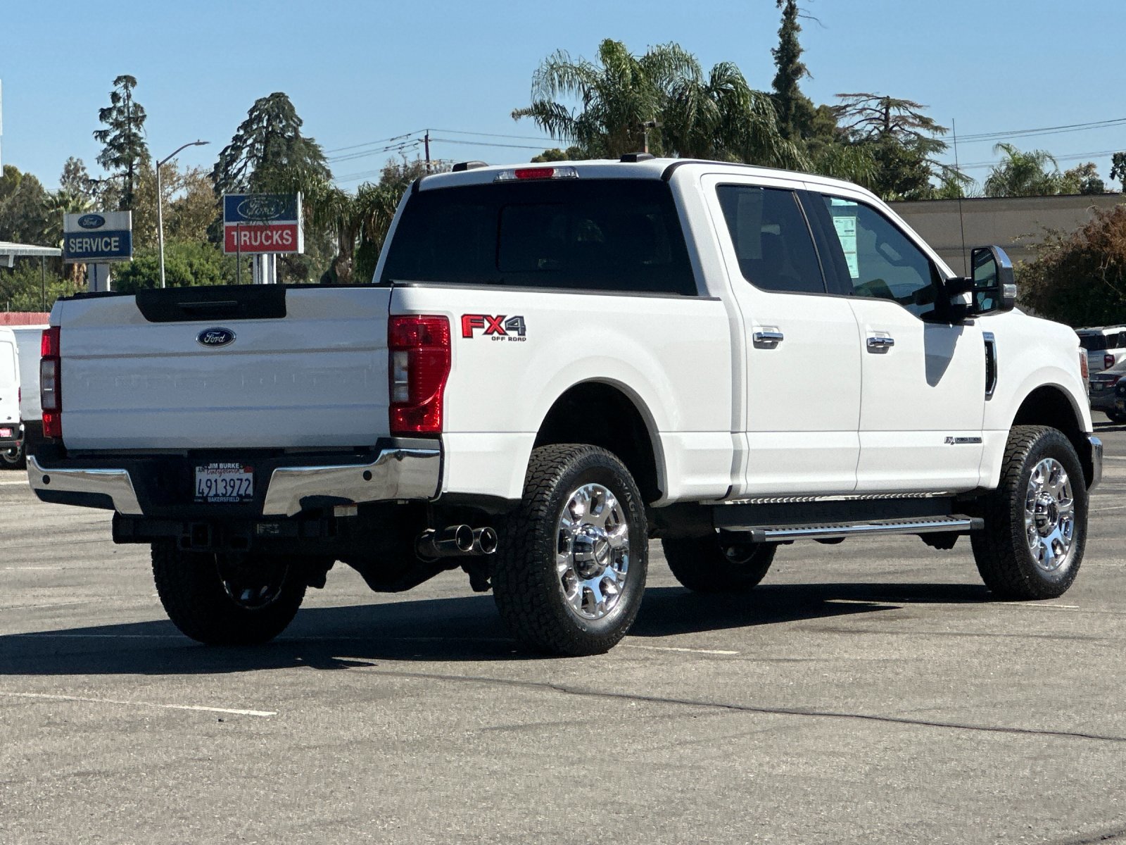 Certified 2020 Ford F350 Lariat w/ Lariat Ultimate Package image 4