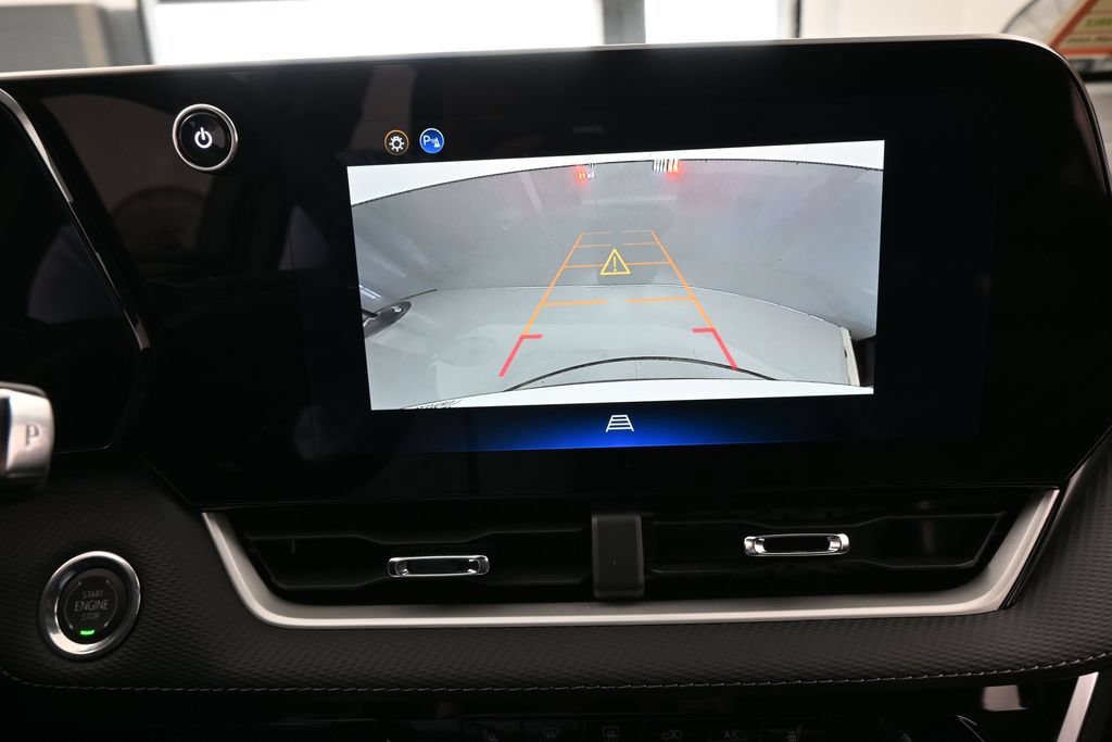 Used 2026 Chevrolet Equinox LT FWD image 22