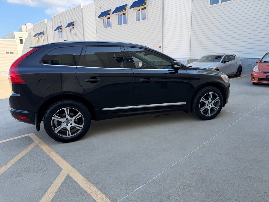 Used 2015 Volvo XC60 T6 Premier Plus AWD/4WD image 8