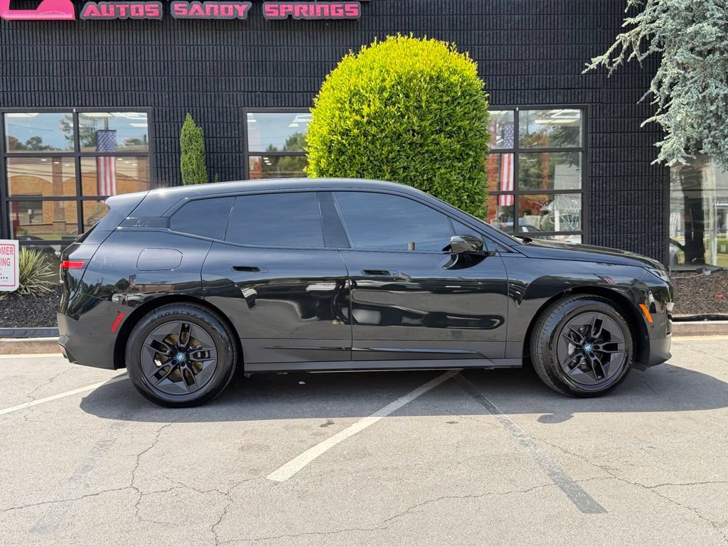 Used 2024 BMW iX xDrive50 AWD/4WD image 20