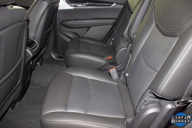 Used 2025 Cadillac XT6 Premium Luxury image 19