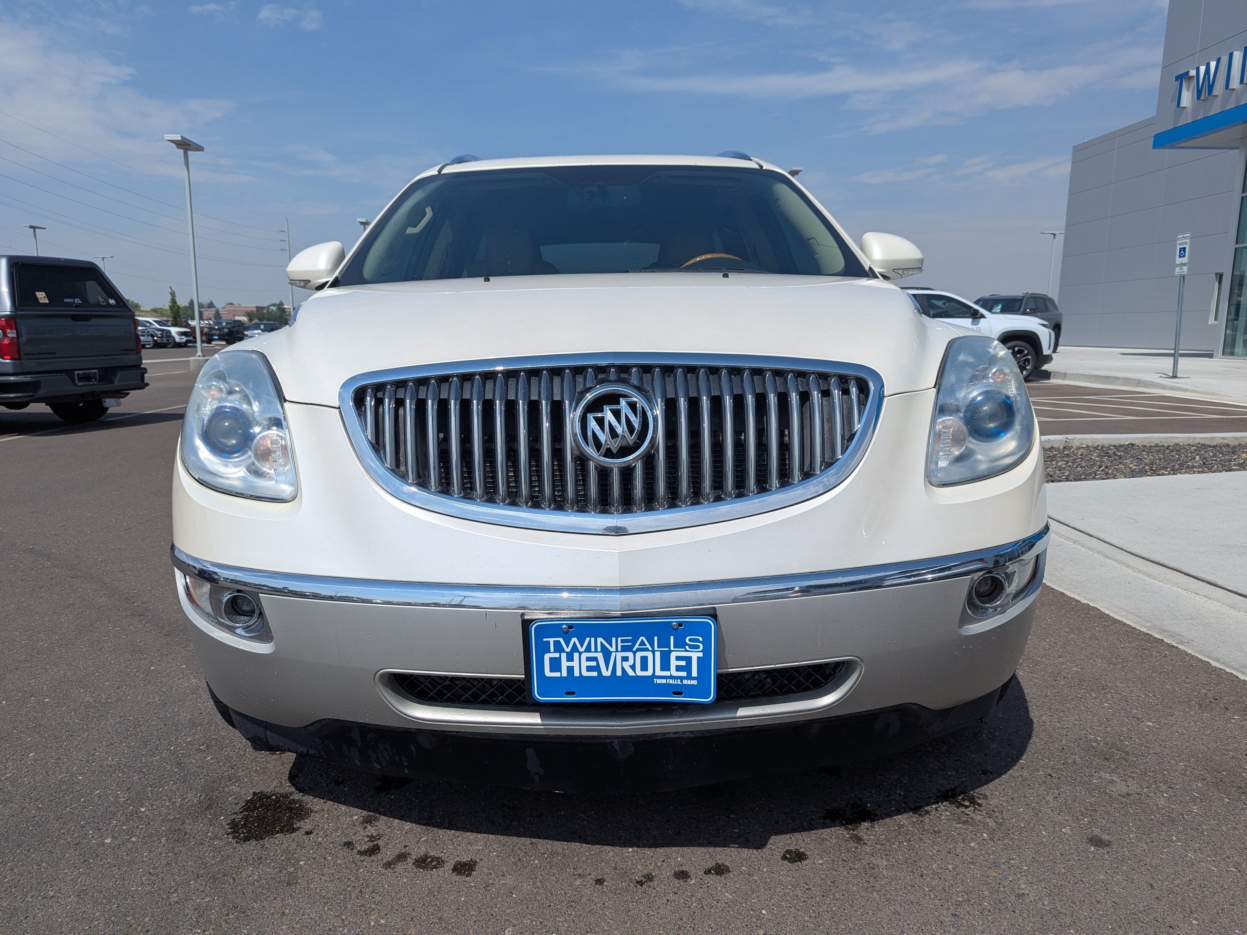 Used 2011 Buick Enclave CXL AWD/4WD image 5