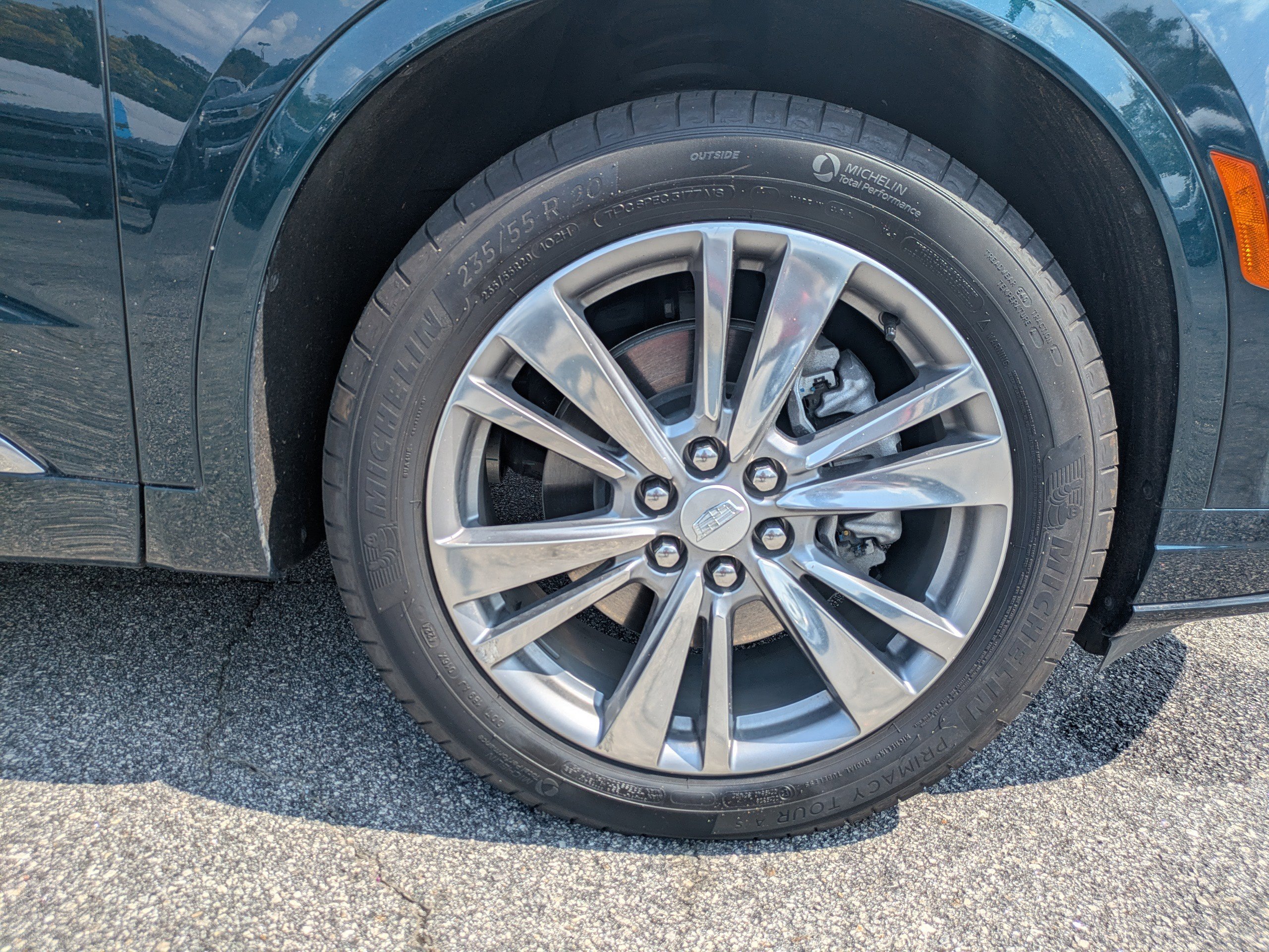 Used 2025 Cadillac XT6 Premium Luxury image 12