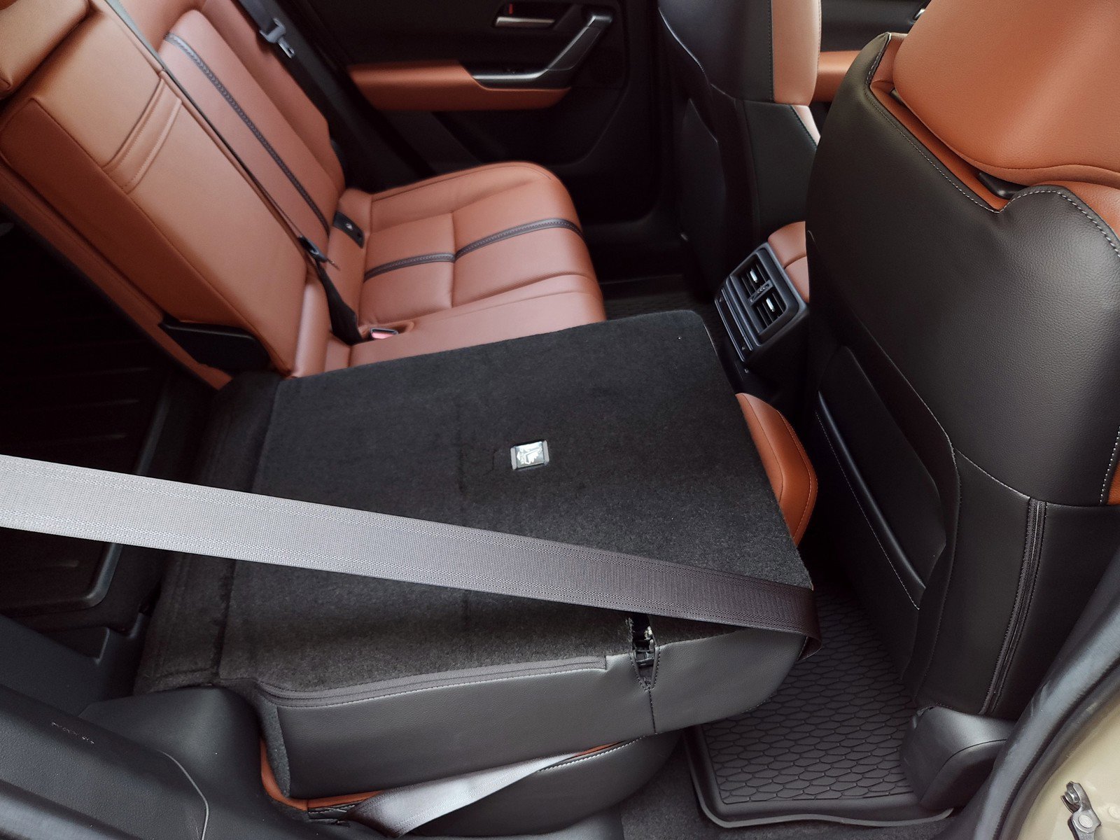 New 2025 MAZDA CX-50 Meridian Edition w/ Weather Package image 39